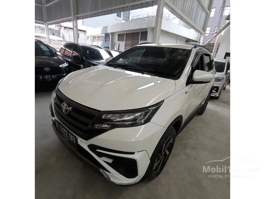 Jual Mobil Toyota Rush 2021 S GR Sport 1.5 di Banten Automatic SUV Putih Rp 225.000.000