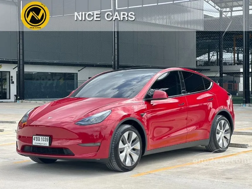 2024 TESLA Model Y Long Range SUV
