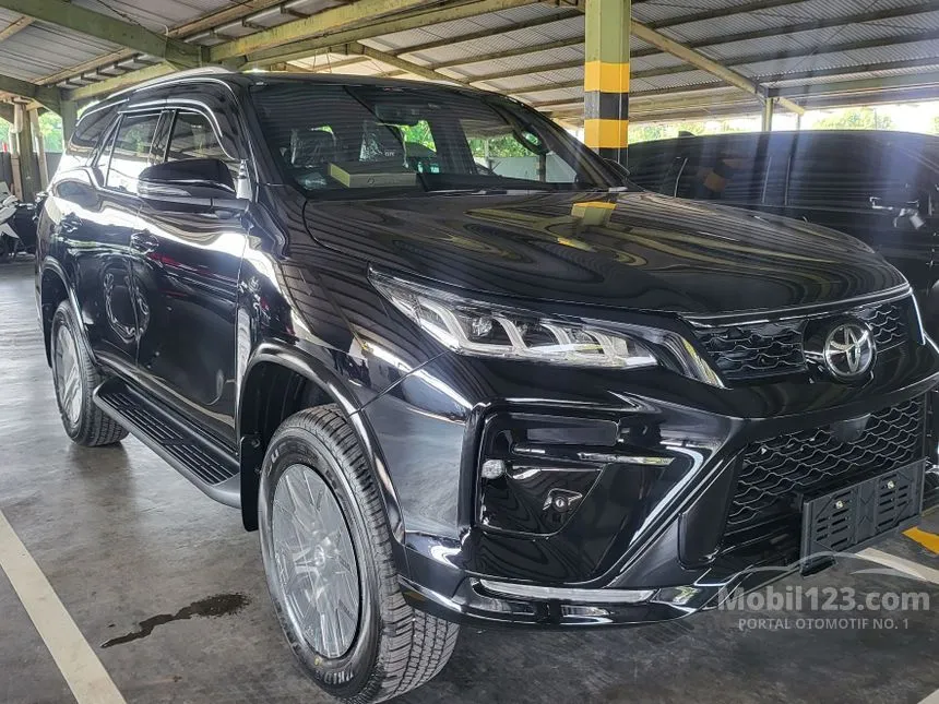 2025 Toyota Fortuner VRZ 4x4 SUV