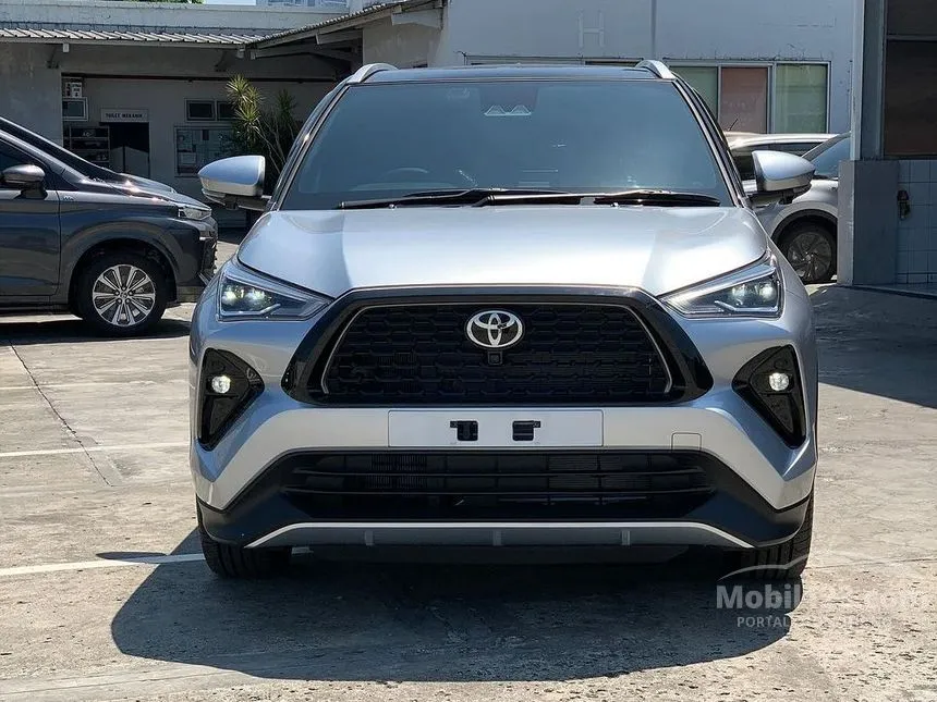 Jual Mobil Toyota Yaris Cross 2023 S HEV 1.5 di DKI Jakarta Automatic Wagon Silver Rp 399.600.000