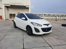Mazda 2 HB R AT Facelift Putih 2014 KM 39rbn Service Record