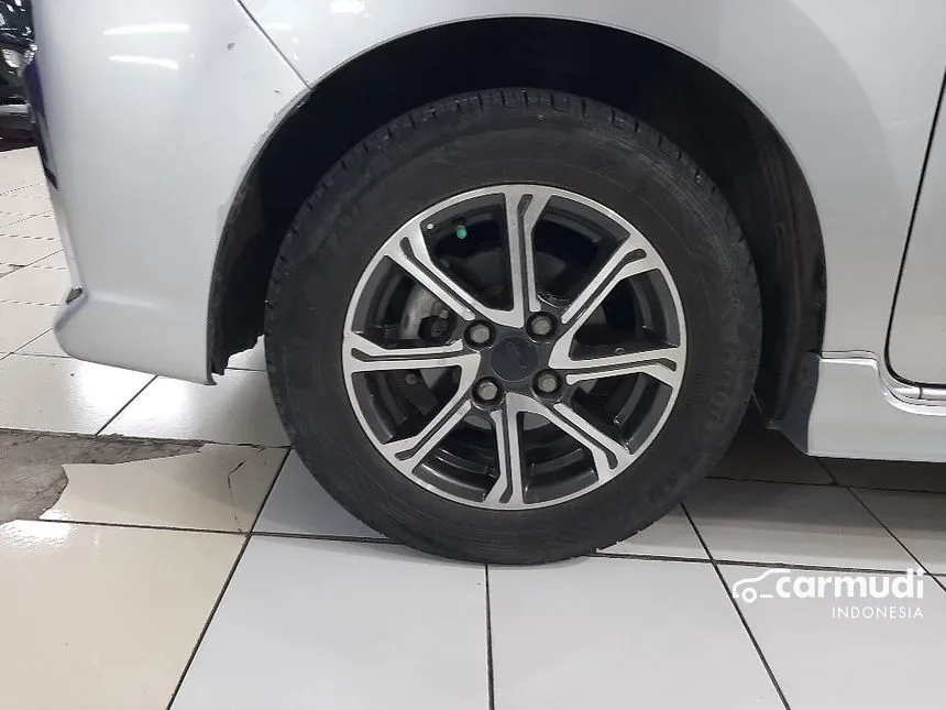 2020 Daihatsu Ayla R Hatchback