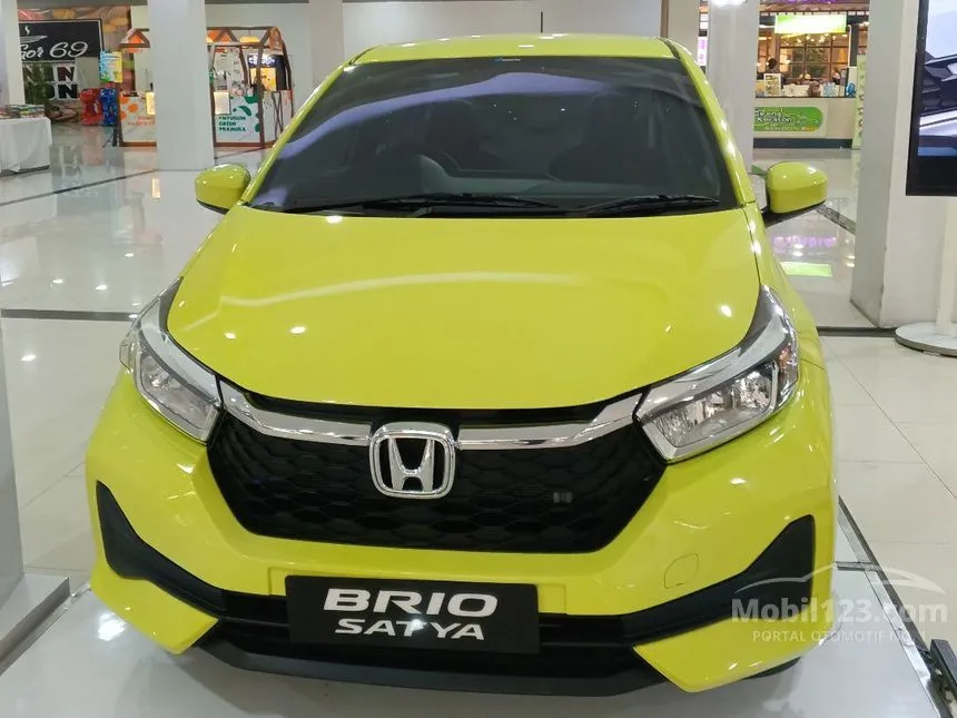Jual Mobil Honda Brio 2024 E Satya 1.2 di DKI Jakarta Automatic Hatchback Lainnya Rp 157.900.000