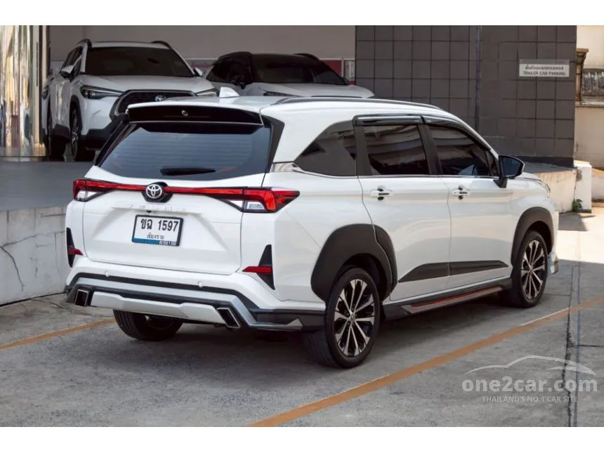 2023 Toyota Veloz Premium Wagon