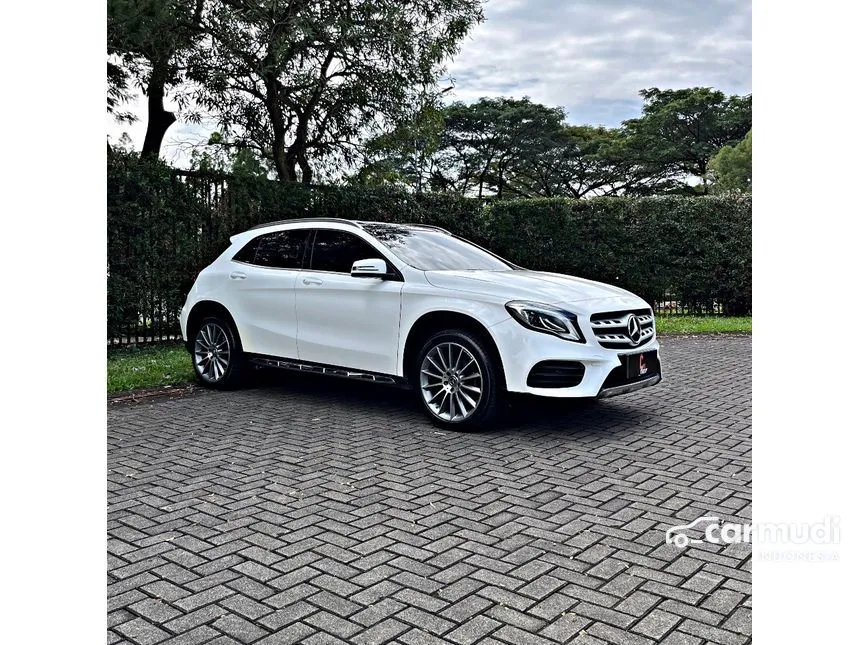 2019 Mercedes-Benz GLA200 AMG Line SUV