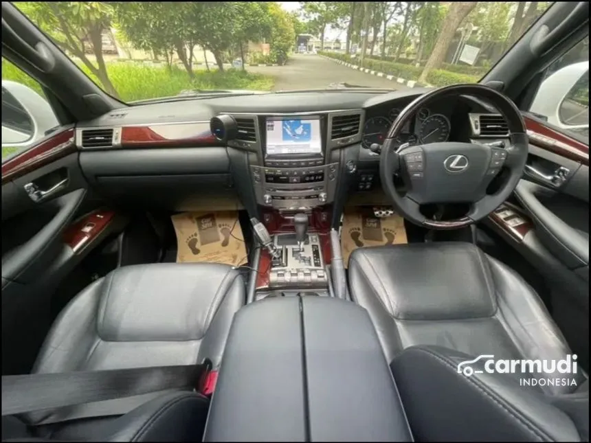 2014 Lexus LX570 J200 SUV