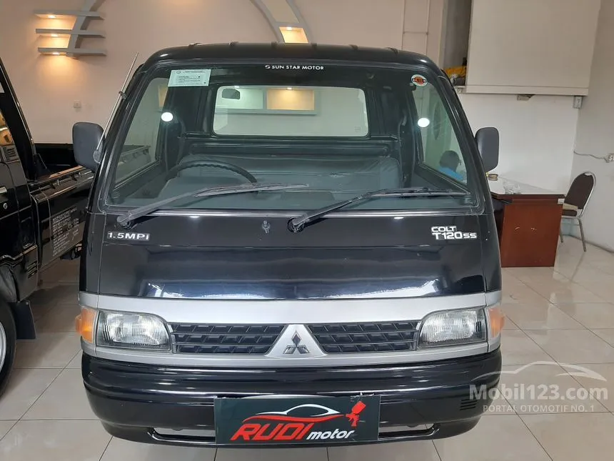 2017 Mitsubishi Colt T120SS Standard Pick-up