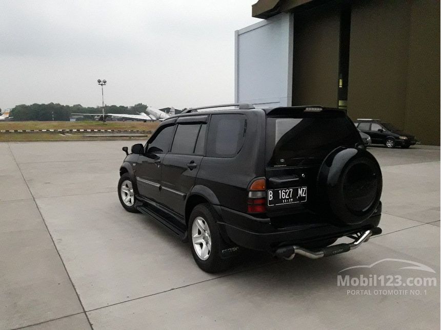 Jual Mobil Suzuki Grand Escudo 2004 XL-7 2.5 di DKI Jual Mobil Suzuki Grand Escudo 2004 XL-7 2.5 di DKI