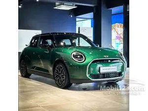 2025 MINI Cooper Cooper SE Hatchback
