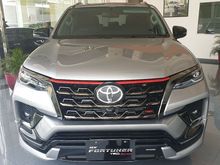 FACELIFT NEW Toyota Fortuner 2020 2,4 VRZ SUV TERBARU READY PROMO TERBESAR DISKON TERBAIK KREDIT TERMURAH NEGO SAMPAI DEAL