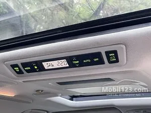 2010 Toyota Vellfire 2.4 Z MPV