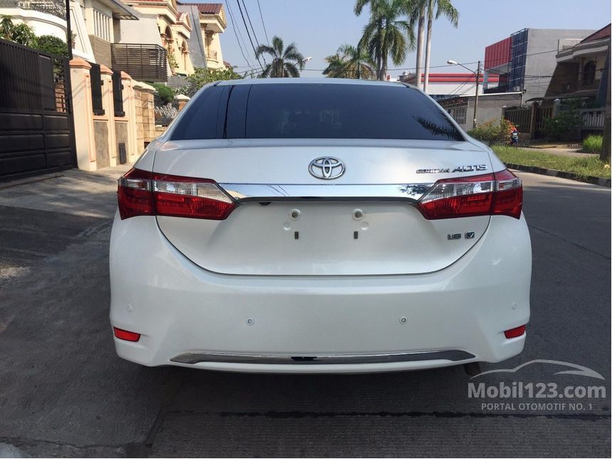  Jual  Mobil  Toyota Corolla Altis 2014 V 1 8 di DKI Jakarta 