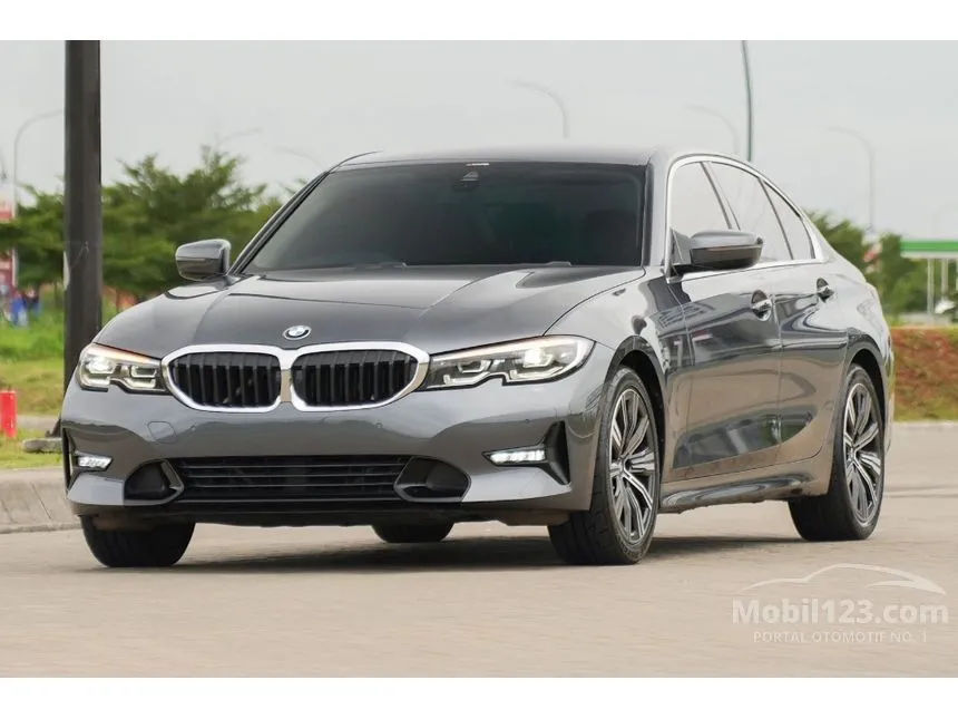 2022 BMW 320i Sport Sedan