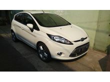 2011 Ford Fiesta 1.6 Sport Sedan. Low Km.