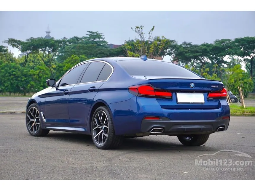 2021 BMW 520i M Sport Sedan