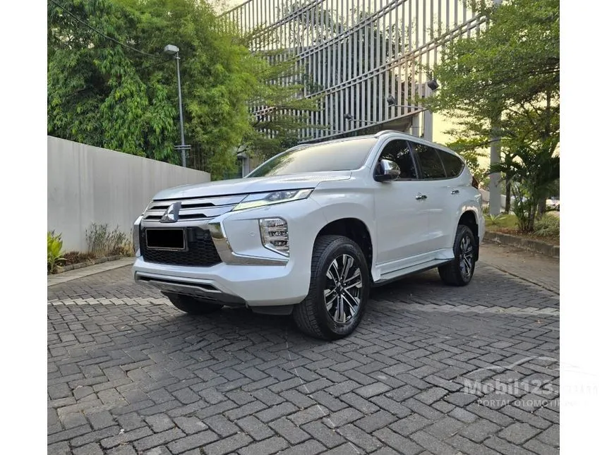 Jual Mobil Mitsubishi Pajero Sport 2021 Dakar Ultimate 2.4 di Banten Automatic SUV Putih Rp 440.000.000