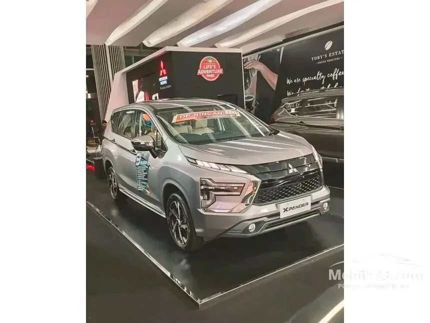 Jual Mobil Mitsubishi Xpander 2024 ULTIMATE 1.5 di Jawa Barat Automatic Wagon Abu