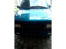 Isuzu Panther 2.5 new royal 1998 plat ag muji jual atau tukar tambah sekoto kediri