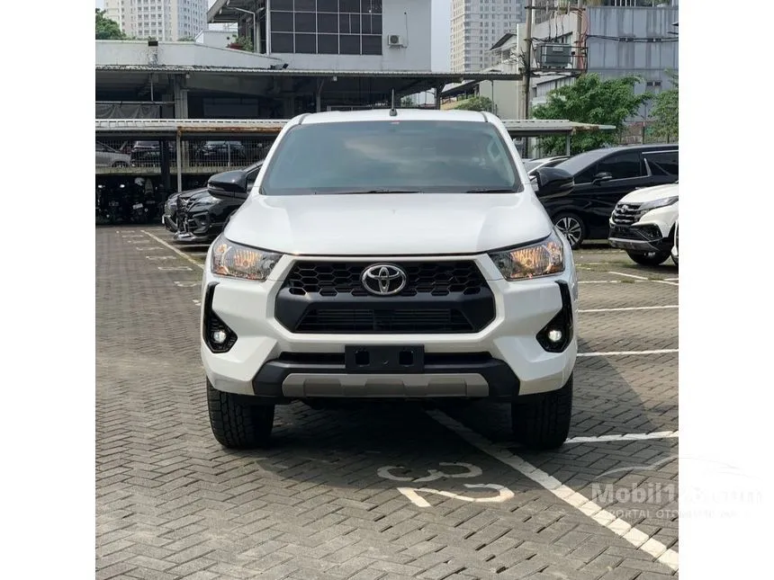 Jual Mobil Toyota Hilux 2024 G Dual Cab 2.4 di Banten Manual Pick