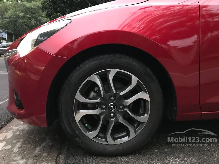2015 Mazda 2 GT Hatchback