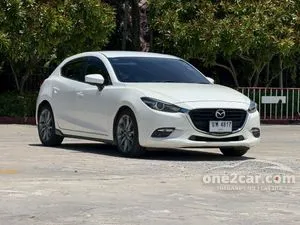 2018 Mazda 3 2.0 (ปี 14-18) S Sports Hatchback