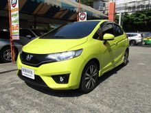 2017 Honda Jazz 1.5 (ปี 14-18) SV i-VTEC Hatchback AT