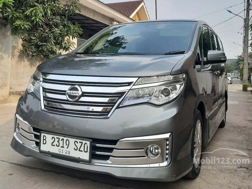 Jual Mobil Nissan Serena 2017 Highway Star 2.0 di Jawa Barat Automatic MPV Abu