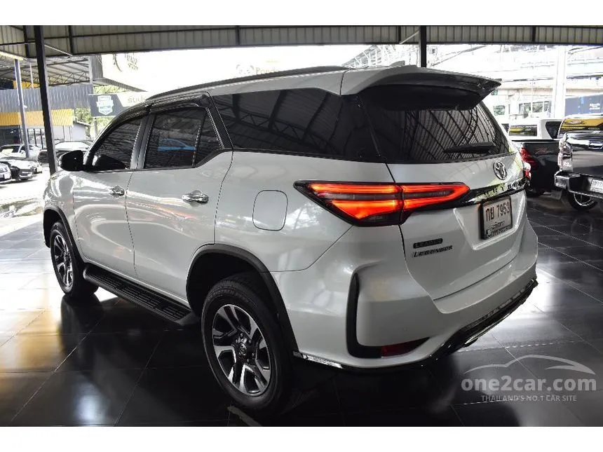 2023 Toyota Fortuner Leader V SUV