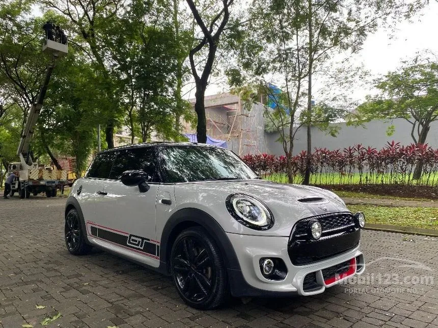 Jual Mobil MINI Cooper 2020 S GT Limited Edition 2.0 di Banten Automatic Hatchback Putih Rp 885.000.000