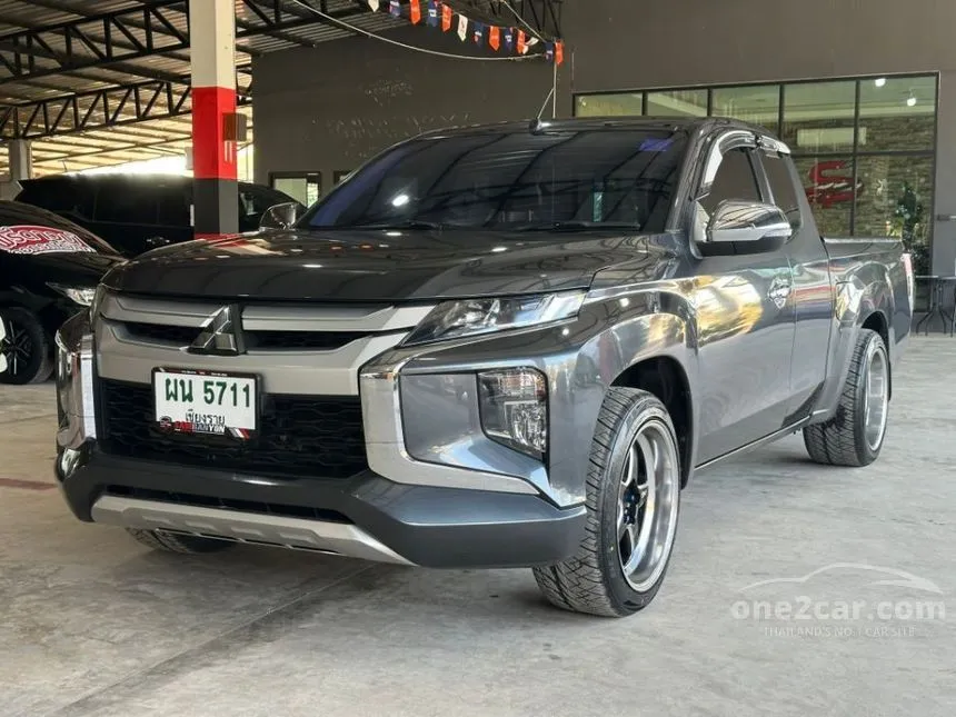 2020 Mitsubishi Triton GLX Pickup