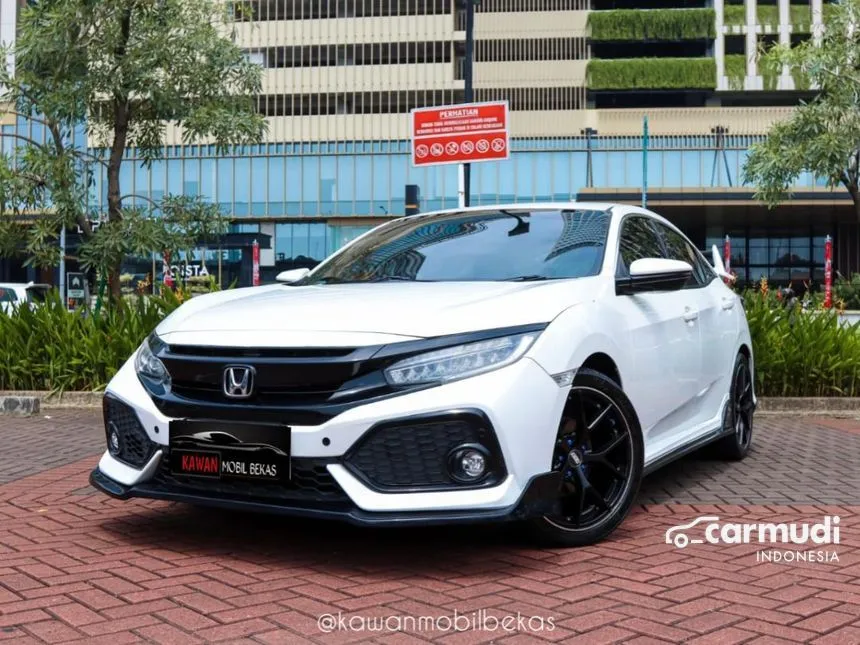 2018 Honda Civic E Hatchback