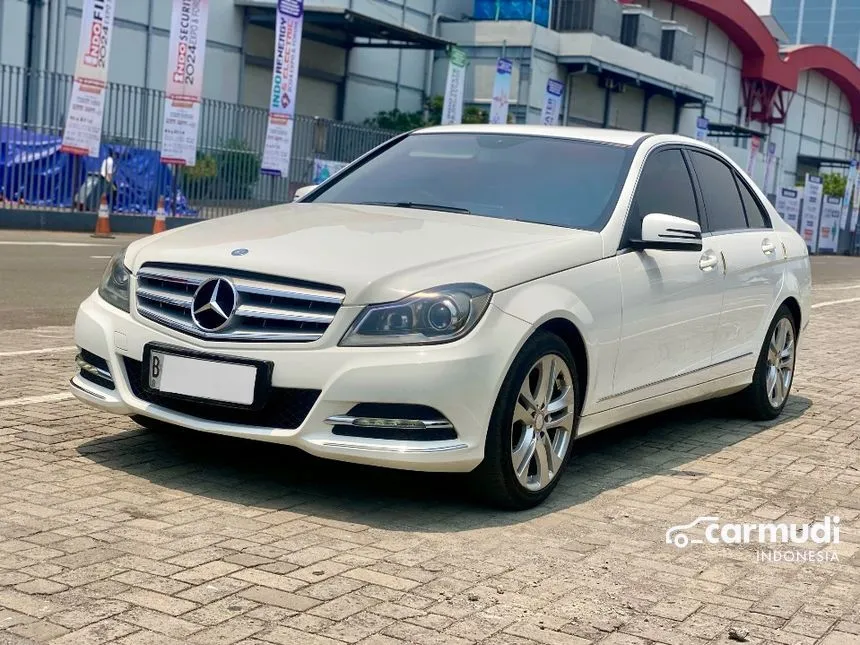 2014 Mercedes-Benz C200 CGI Sedan