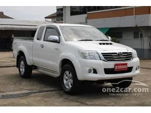 2013 Toyota HILUX VIGO 2.5 Champ E Prerunner Smart Cab Pickup