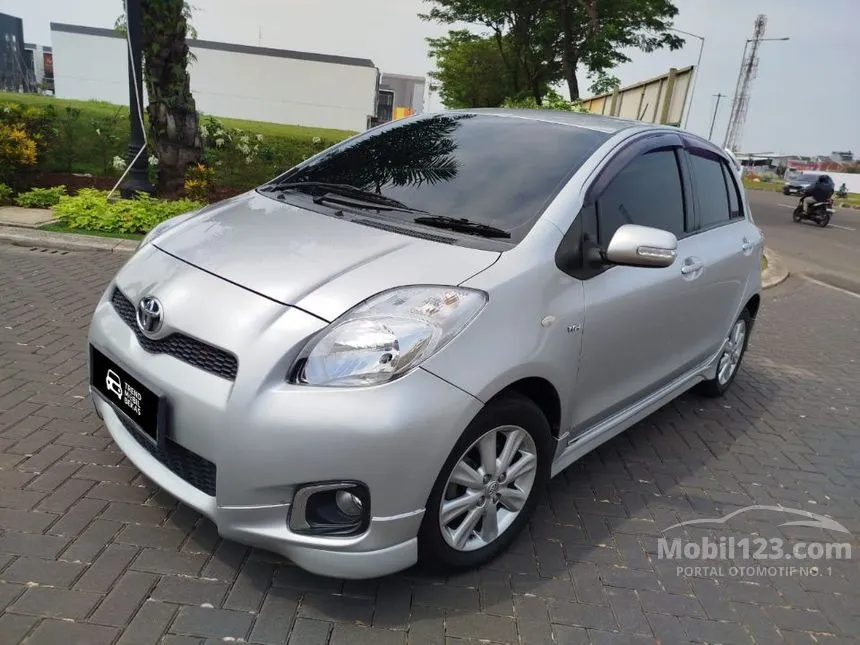 2012 Toyota Yaris E Hatchback