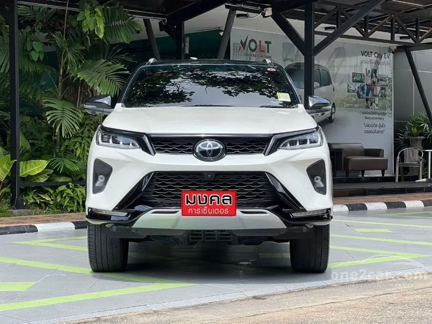 2021 Toyota Fortuner Legender SUV