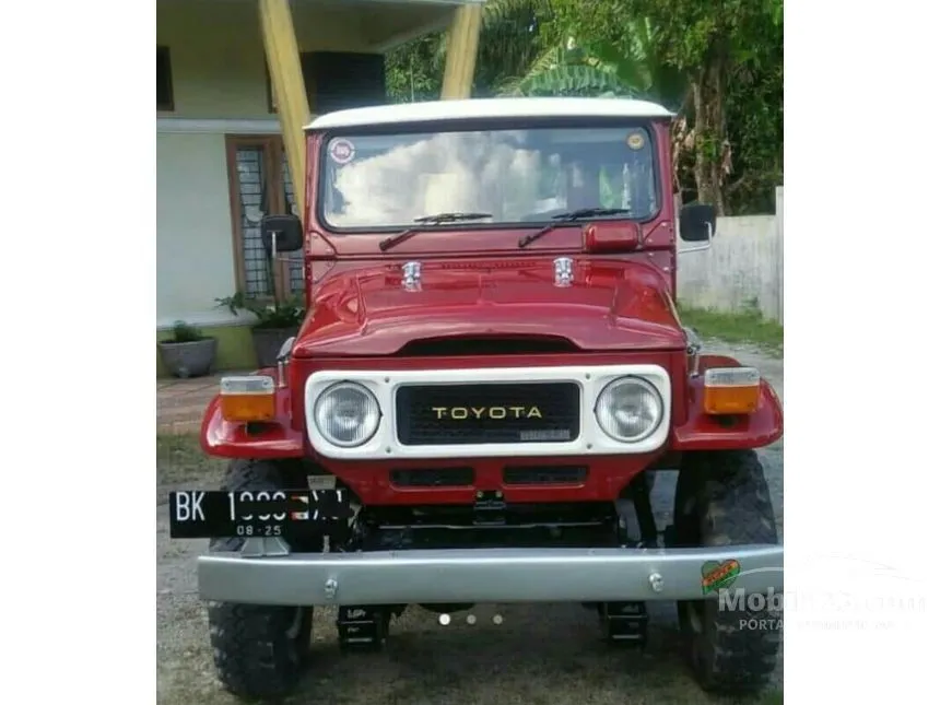 Jual Mobil Toyota Land Cruiser 1982 3.9 Manual 3.9 di Sumatera Barat Manual Jeep Merah Rp 155.000.000