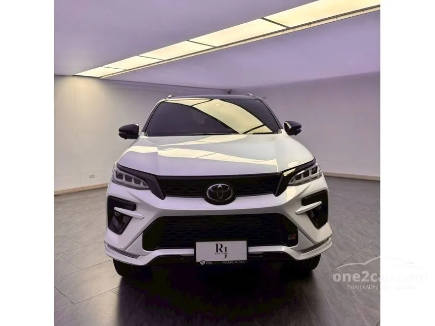 2025 Toyota FORTUNER GR Sport SUV