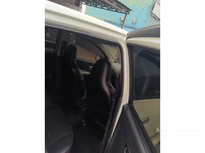 2016 Daihatsu Ayla X Hatchback