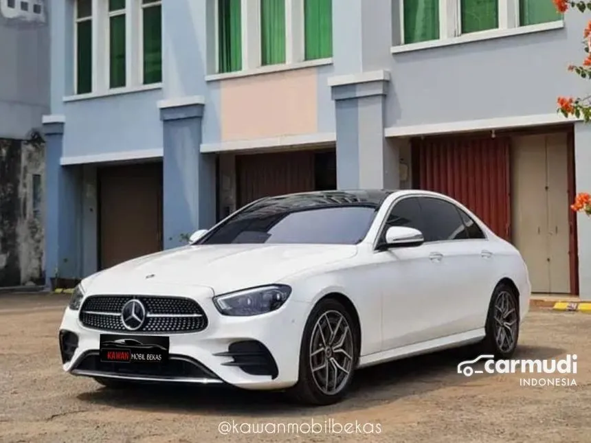 2022 Mercedes-Benz E300 AMG Line Sedan