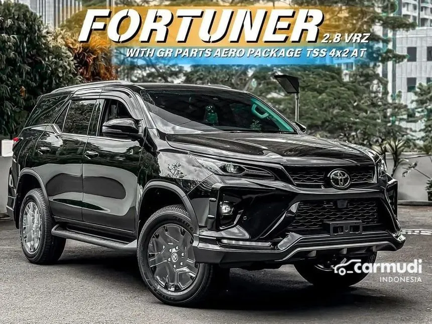 Jual Mobil Toyota Fortuner 2024 VRZ TSS GR Parts Aero Package 2.8 di Jawa Barat Automatic SUV Hitam Rp 636.700.000