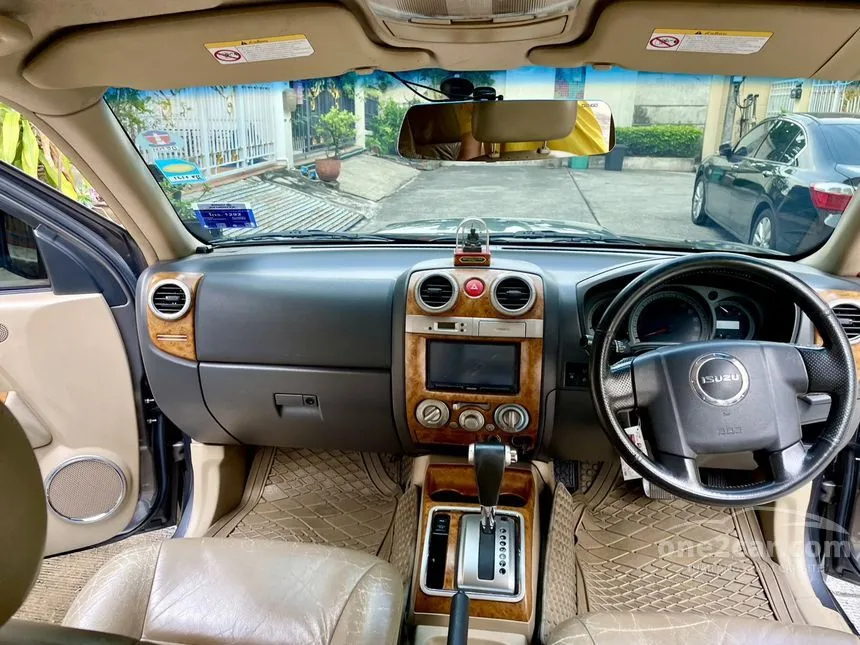 2009 Isuzu MU-7 Primo Super Platinum SUV