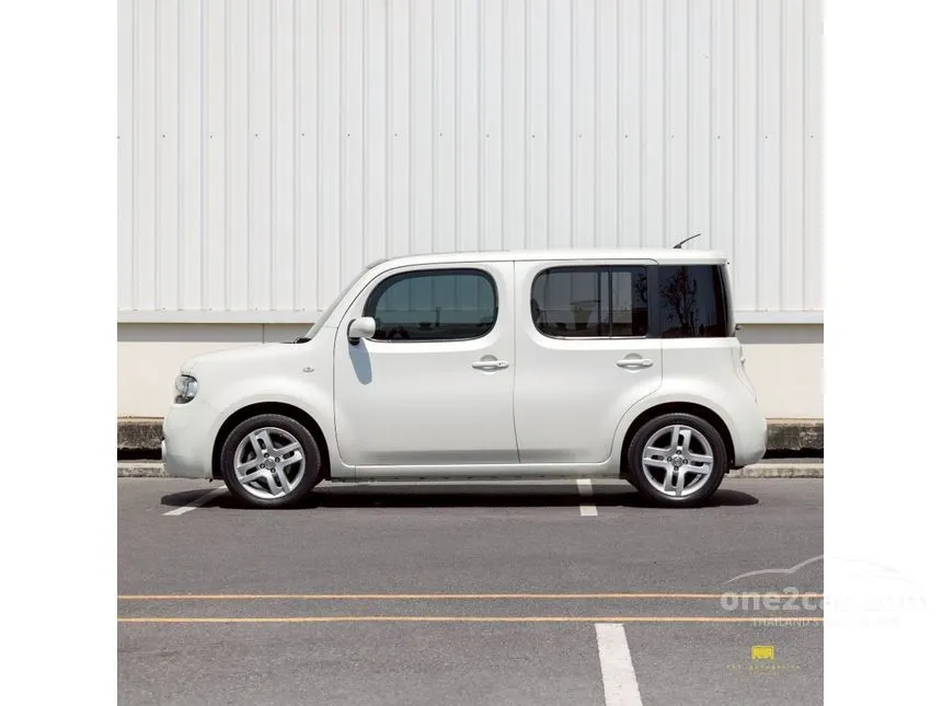 2009 Nissan CUBE Z12 Hatchback