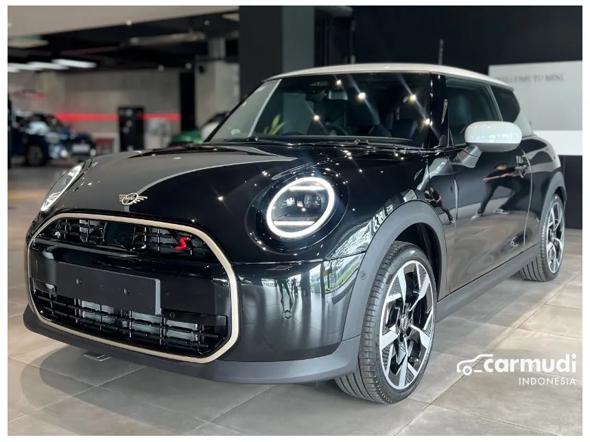 2024 MINI Cooper Cooper S Hatchback