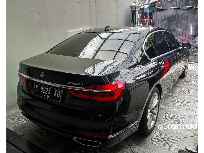 2017 BMW 730Li Sedan