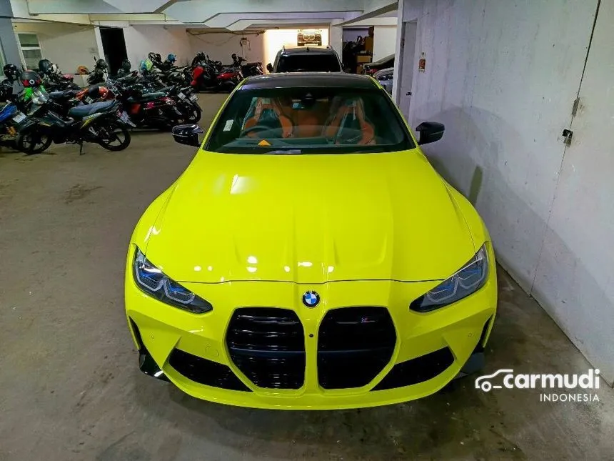 Jual Mobil BMW M4 2024 Competition 3.0 di DKI Jakarta Automatic Coupe Kuning Rp 2.774.000.000