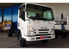 Isuzu Elf NMR 71 T 125 Ps