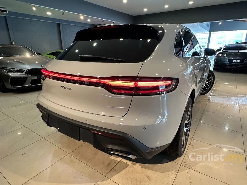 2022 Porsche Macan SUV