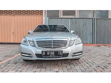 2011 Mercedes-Benz E300 3.0 Elegance Sedan, Full Ori, Service Record, KM Low 70Rb, Unit Sangat Terawat