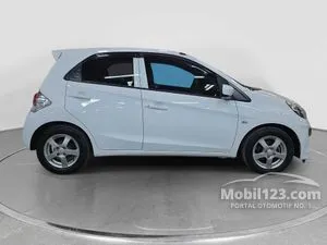 2016 Honda Brio 1.2 E Hatchback