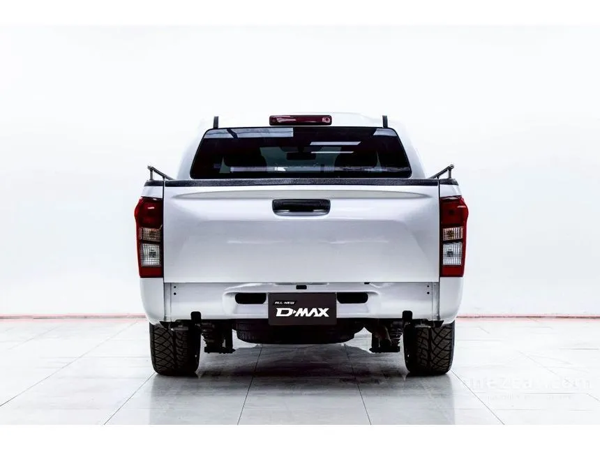 2017 Isuzu D-MAX S Cab-4 Pickup